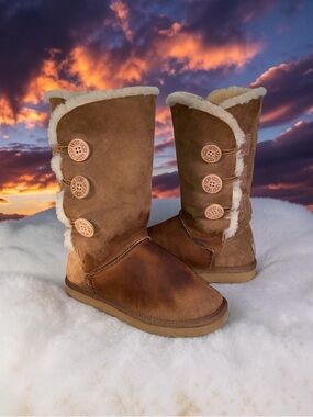 UGG boots Size 6 💗